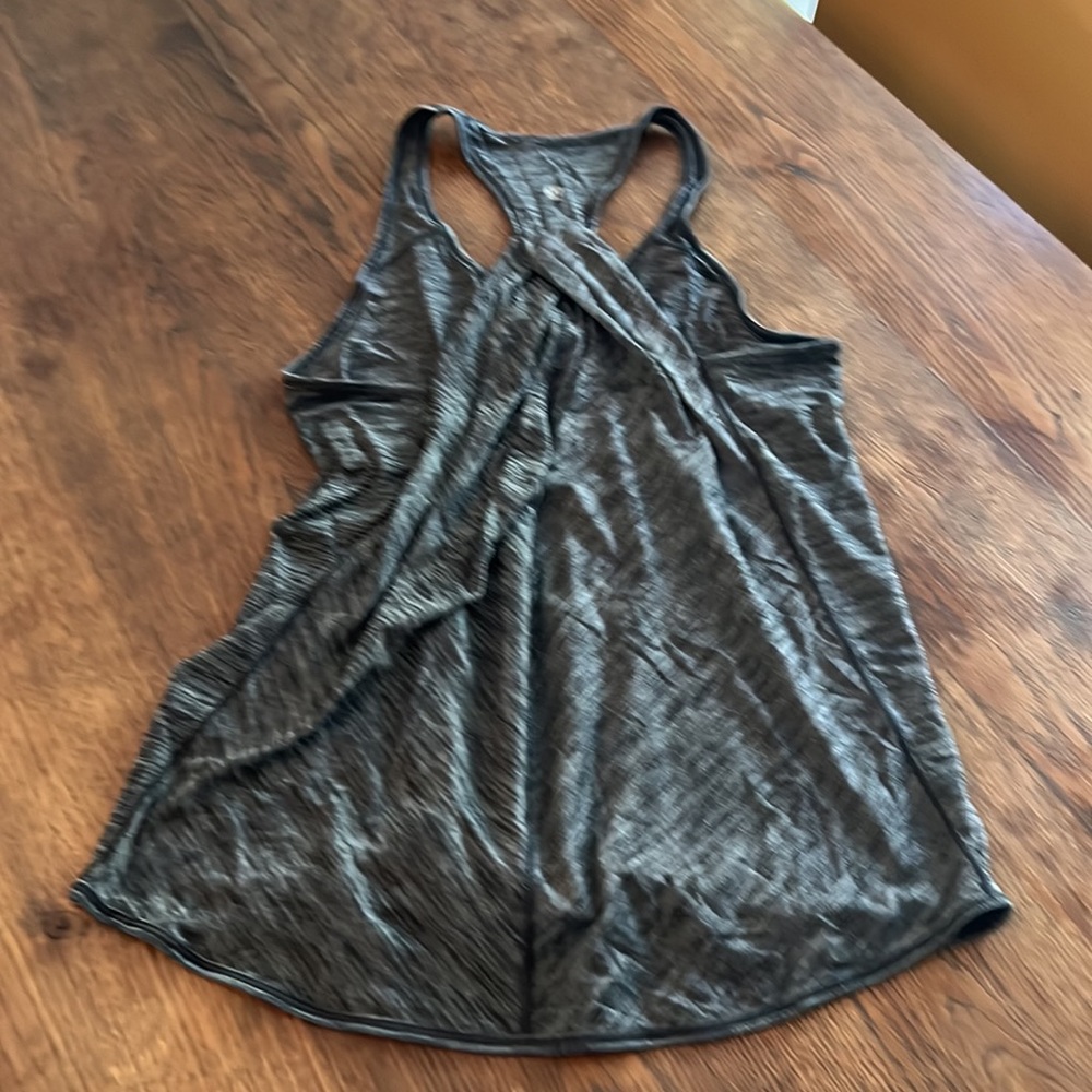 Lululemon Ruched tank - Picture 3 of 3